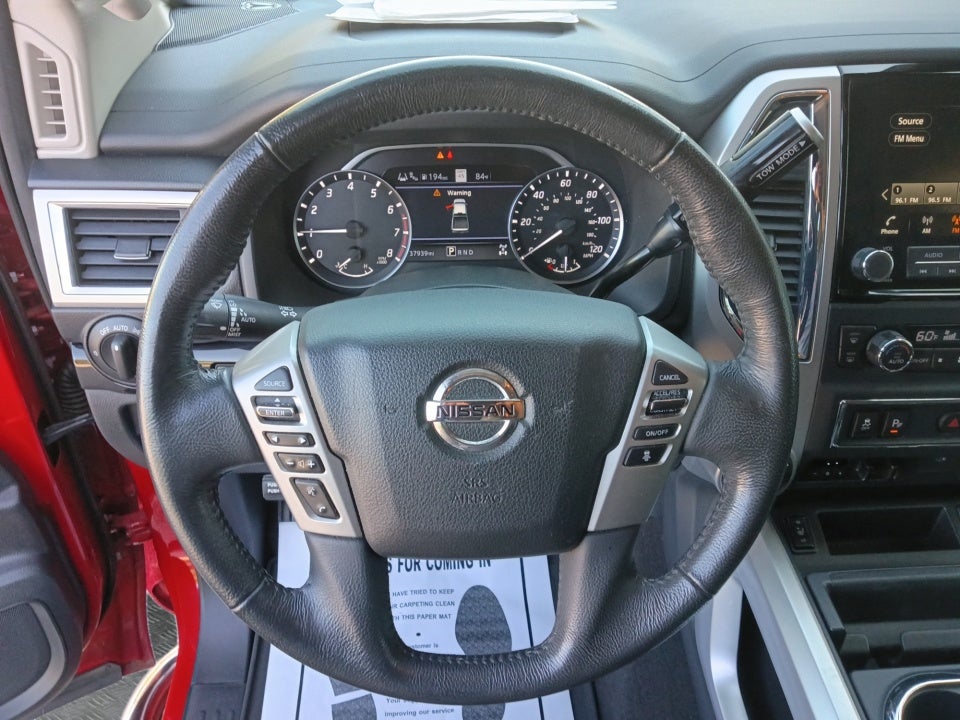 2021 Nissan TITAN SV