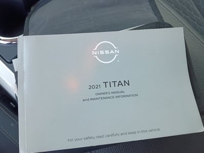 2021 Nissan TITAN SV