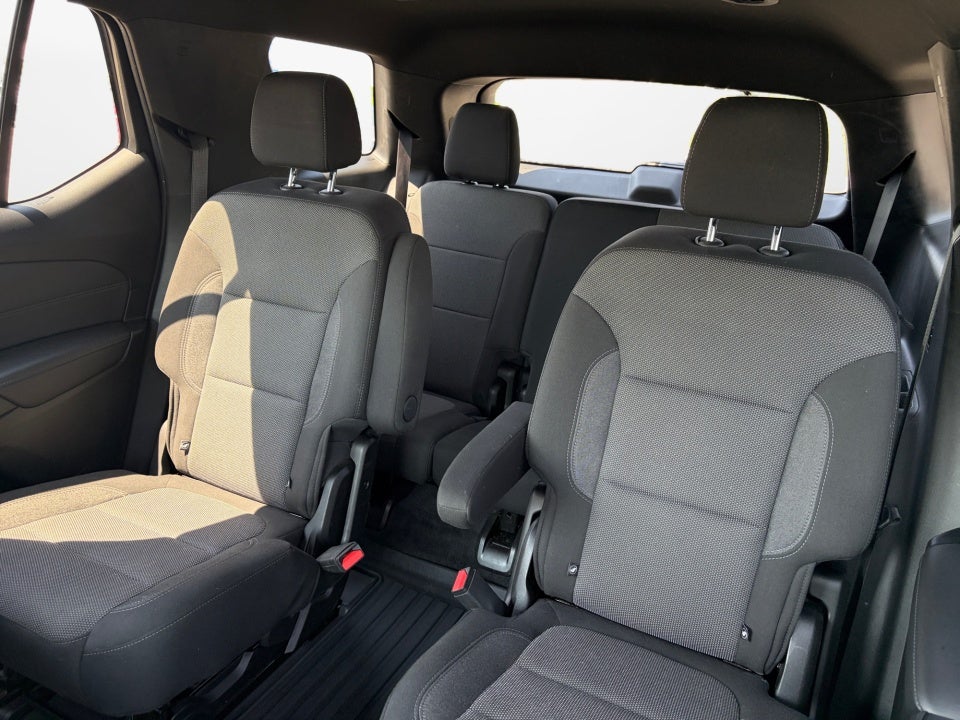 2022 Chevrolet Traverse AWD LT Cloth