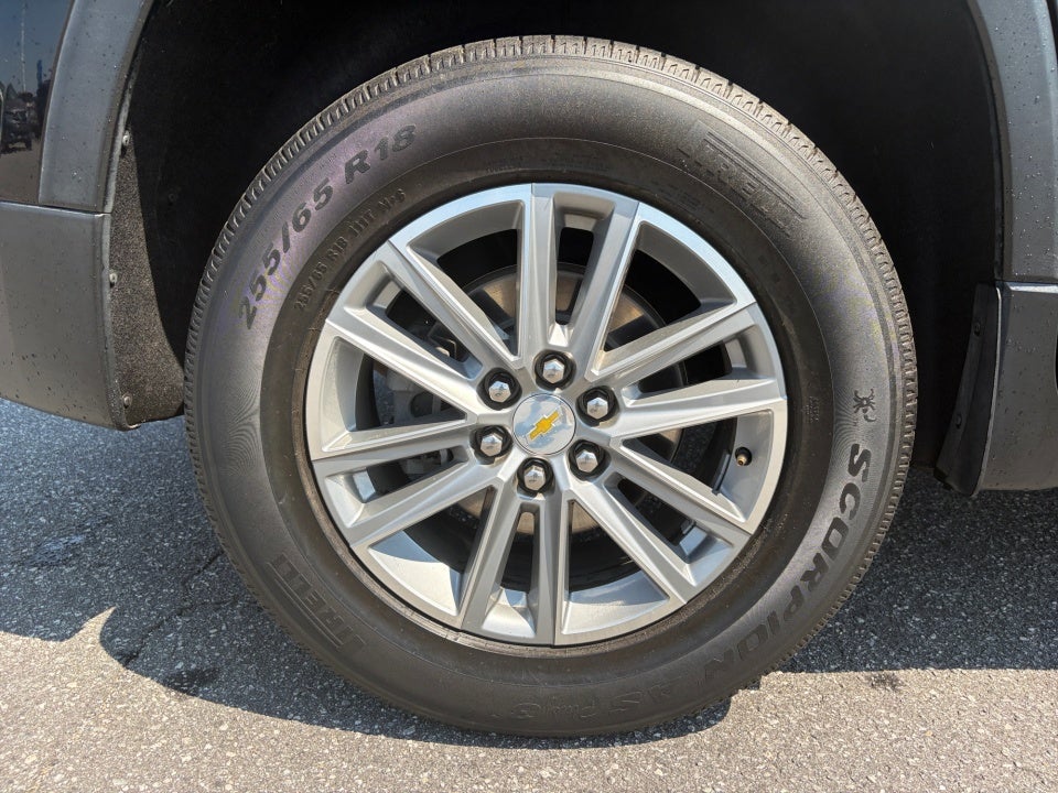 2022 Chevrolet Traverse AWD LT Cloth