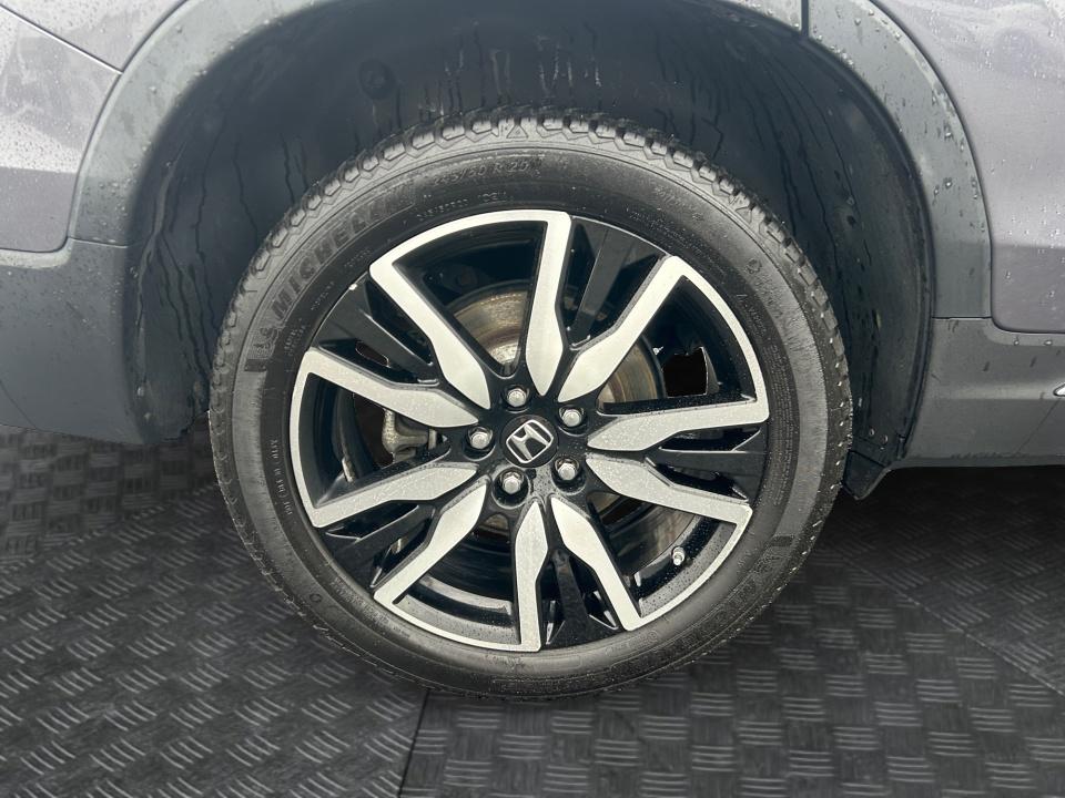 2021 Honda Pilot Touring 7-Passenger