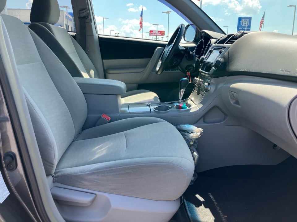 2013 Toyota Highlander Plus