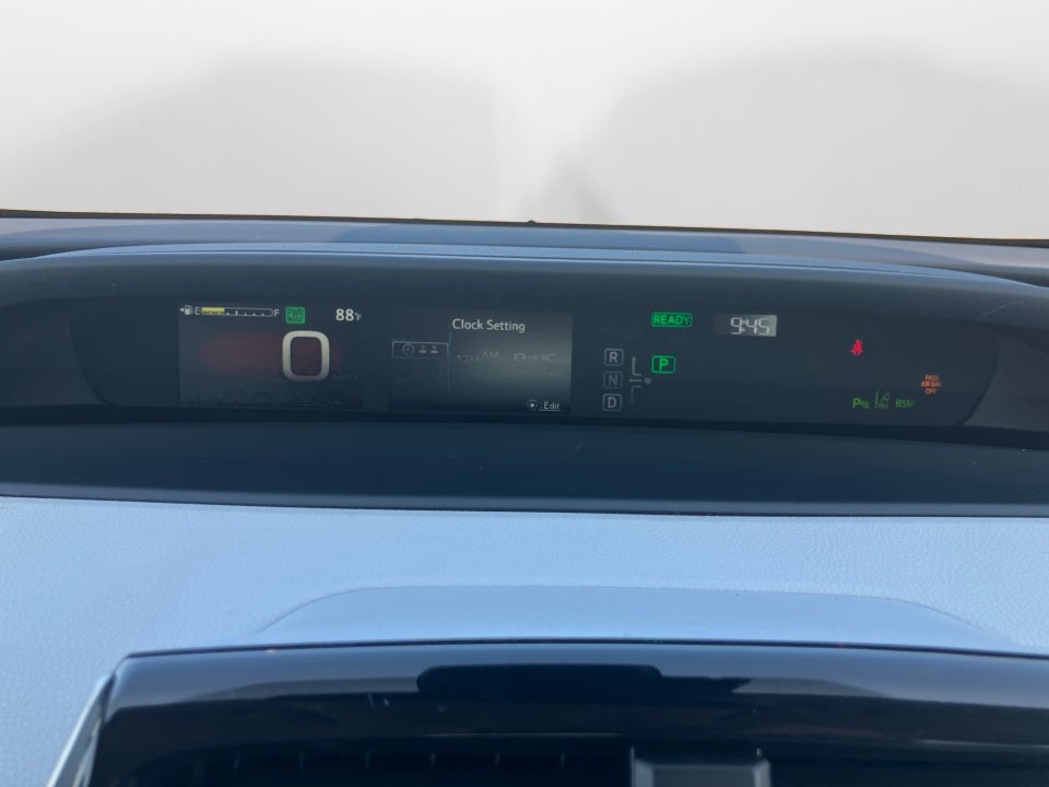 2019 Toyota Prius XLE