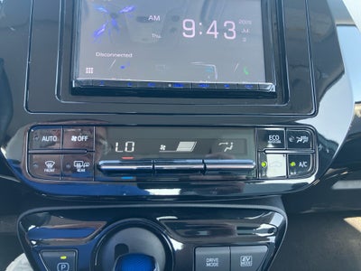 2019 Toyota Prius XLE