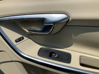 2015 Volvo S60 T5 Drive-E Premier