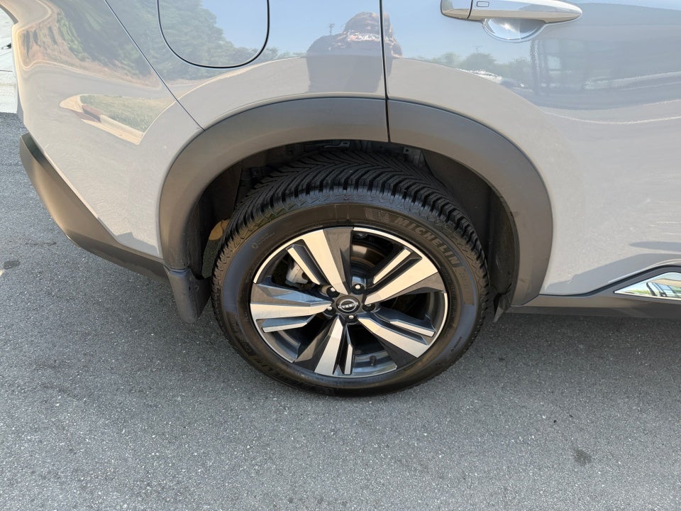 2022 Nissan Rogue SL FWD