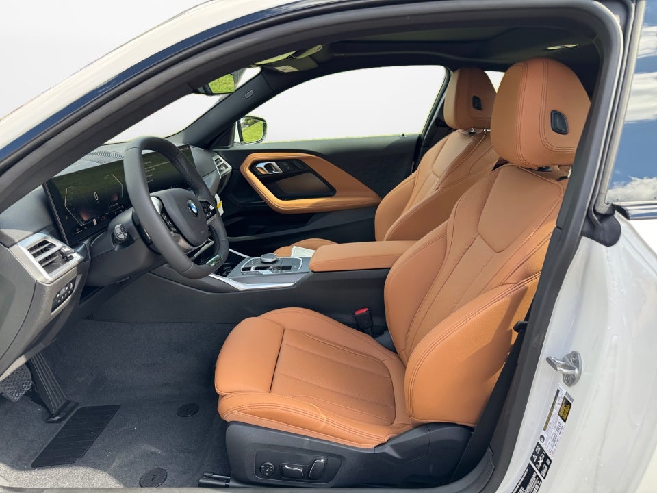 2025 BMW 230i xDrive