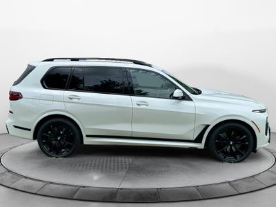 2025 BMW X7 xDrive40i