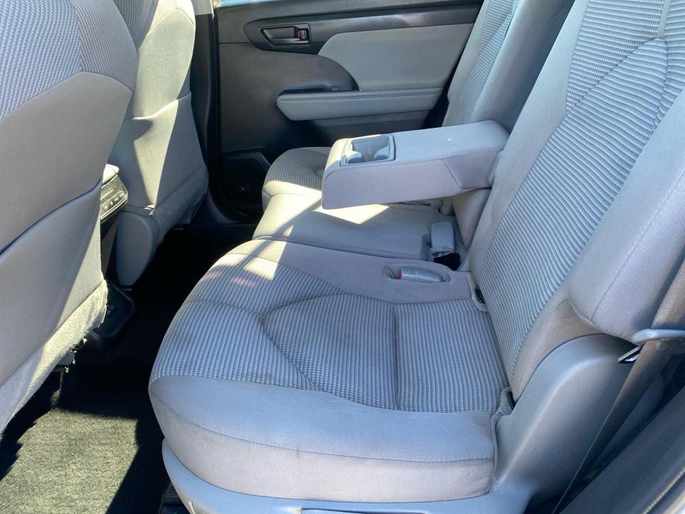 2022 Toyota Highlander Hybrid LE