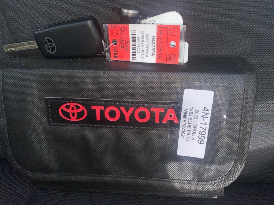 2023 Toyota Corolla LE