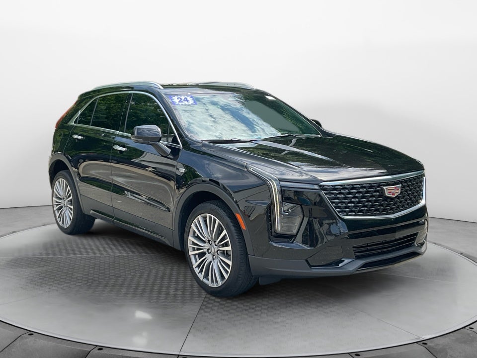 2024 Cadillac XT4 FWD Premium Luxury