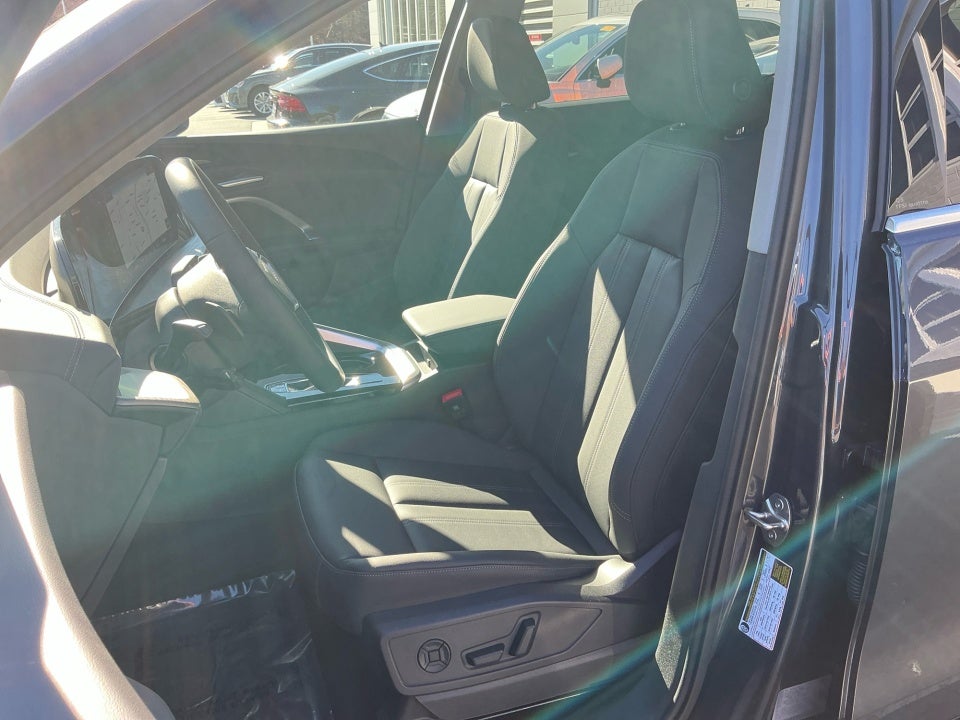 2025 Audi All-new Q5 Premium Plus TFSI quattro S tronic