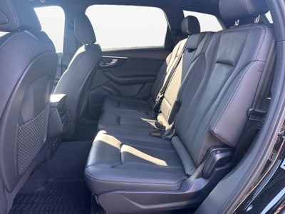 2026 Audi Q7 Premium