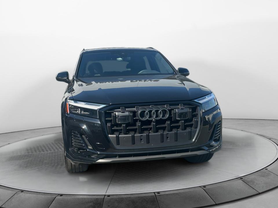 2026 Audi Q7 Premium