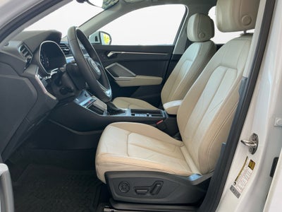 2022 Audi Q3 Premium 40 TFSI quattro Tiptronic