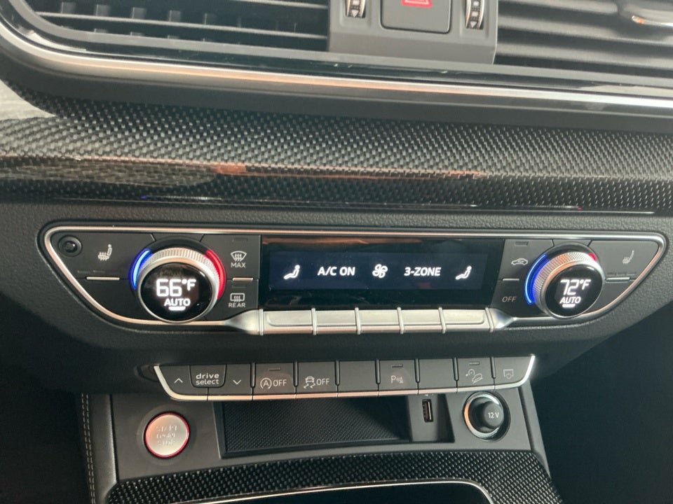 2025 Audi SQ5 Premium Plus