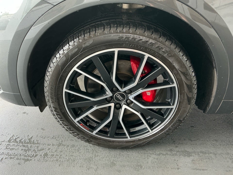 2025 Audi SQ5 Premium Plus