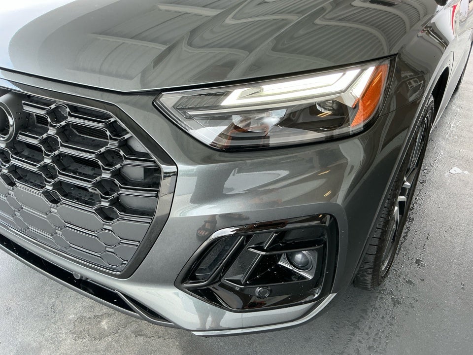 2025 Audi SQ5 Premium Plus
