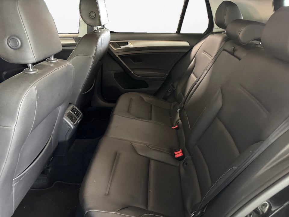 2015 Volkswagen Golf TSI S