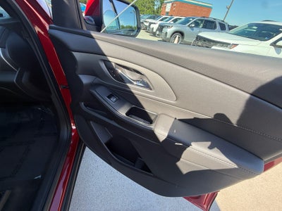 2023 Chevrolet Traverse AWD LT Cloth