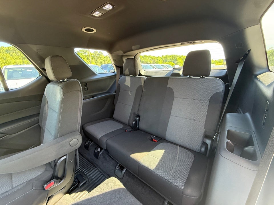 2023 Chevrolet Traverse AWD LT Cloth
