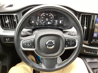 2019 Volvo XC60 Momentum