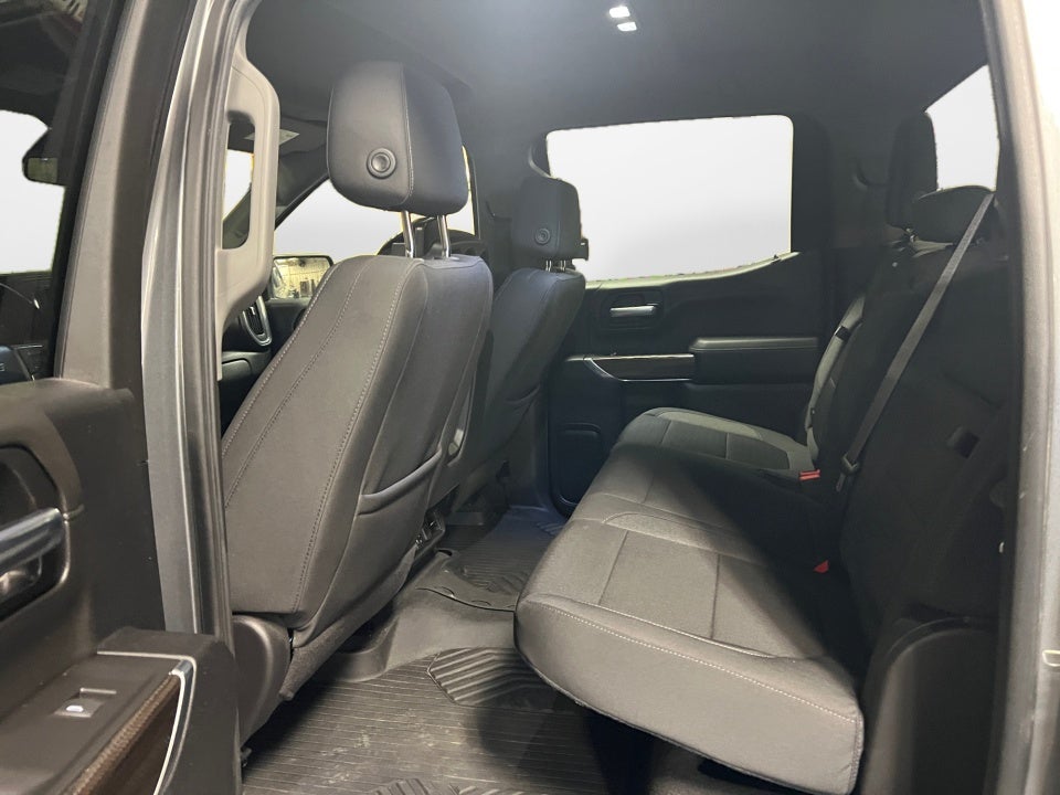 2021 Chevrolet Silverado 1500 4WD Crew Cab Short Bed RST