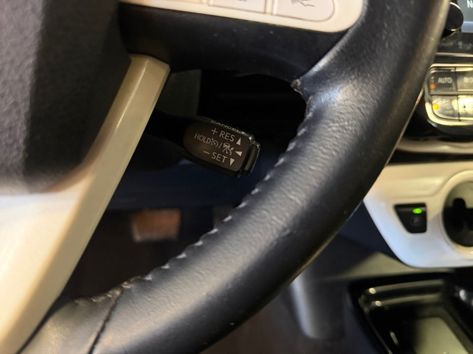 2017 Toyota Prius Three
