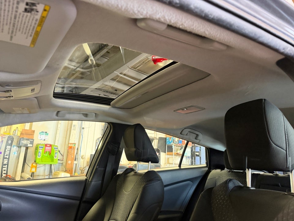 2017 Toyota Prius Three