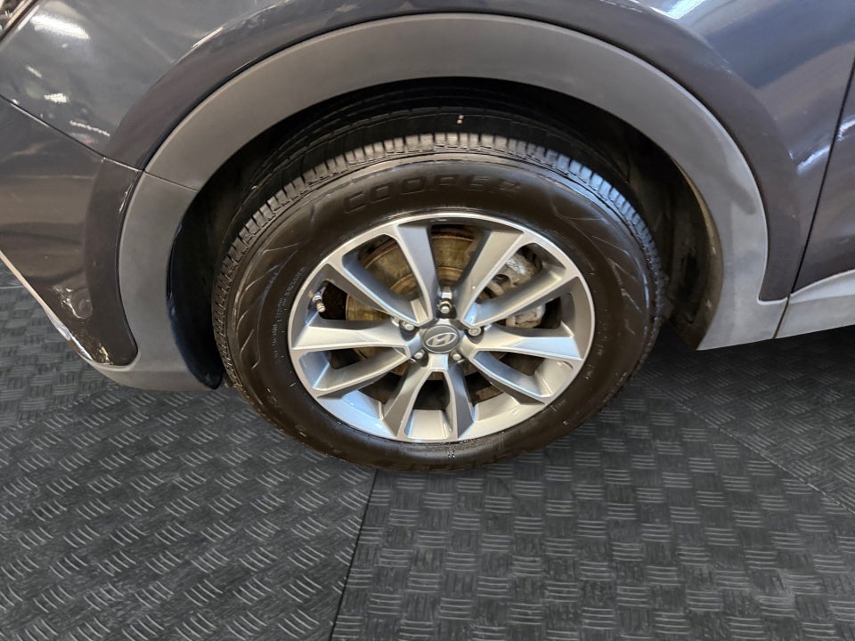 2017 Hyundai Santa Fe SE