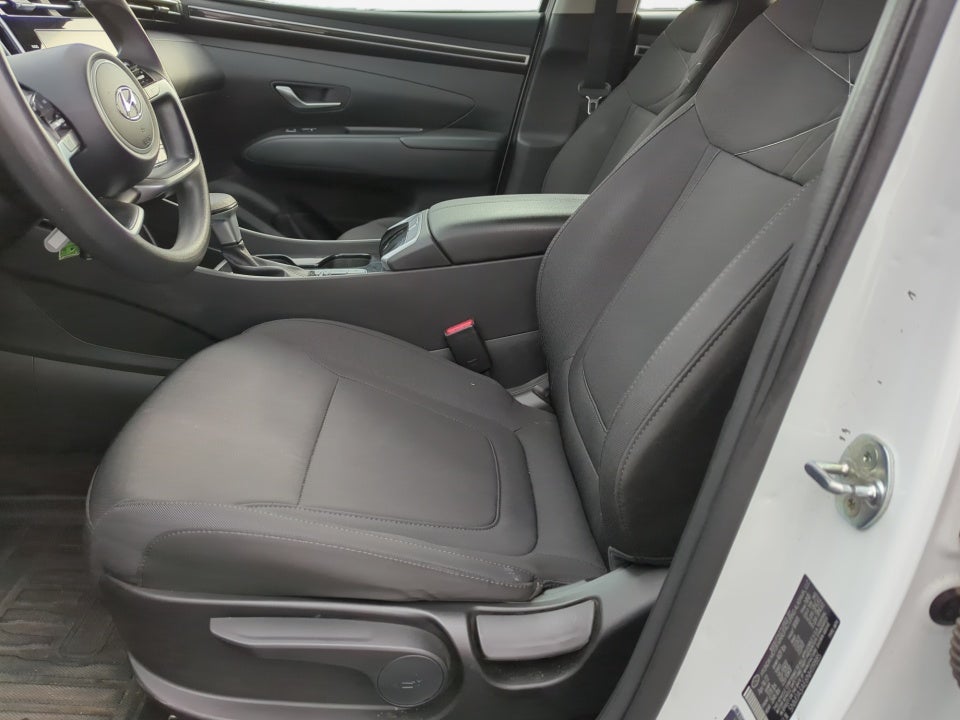 2022 Hyundai Tucson SE