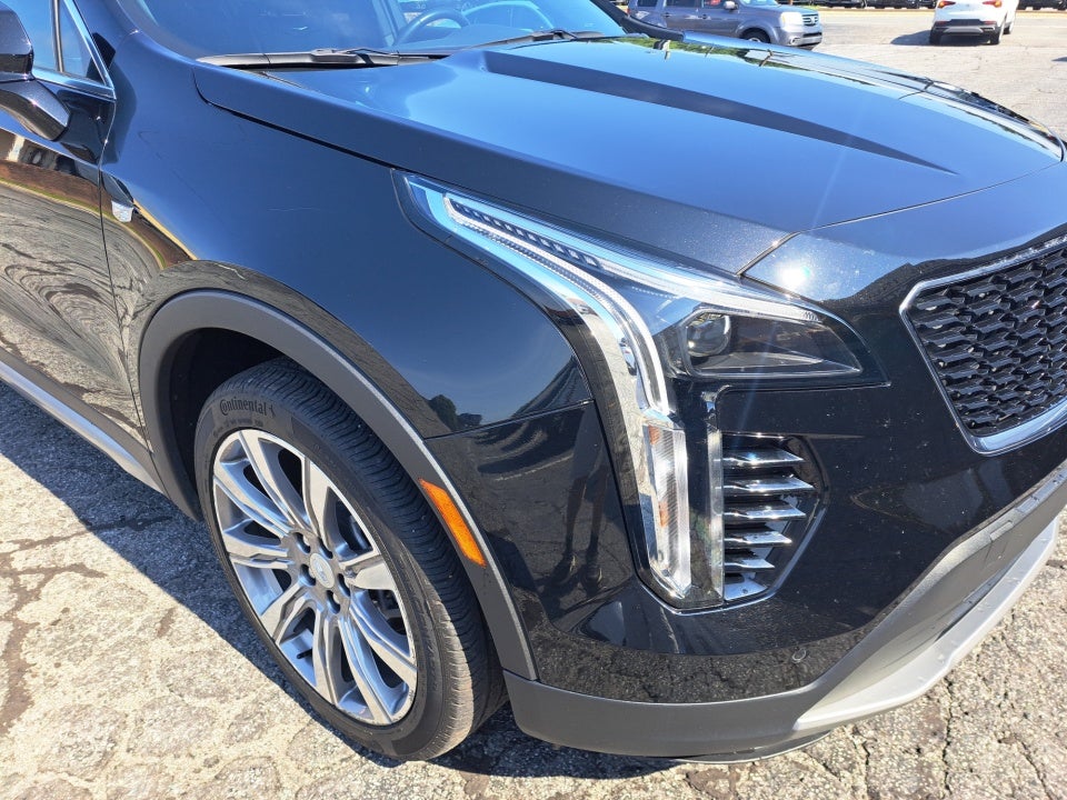 2023 Cadillac XT4 FWD Premium Luxury