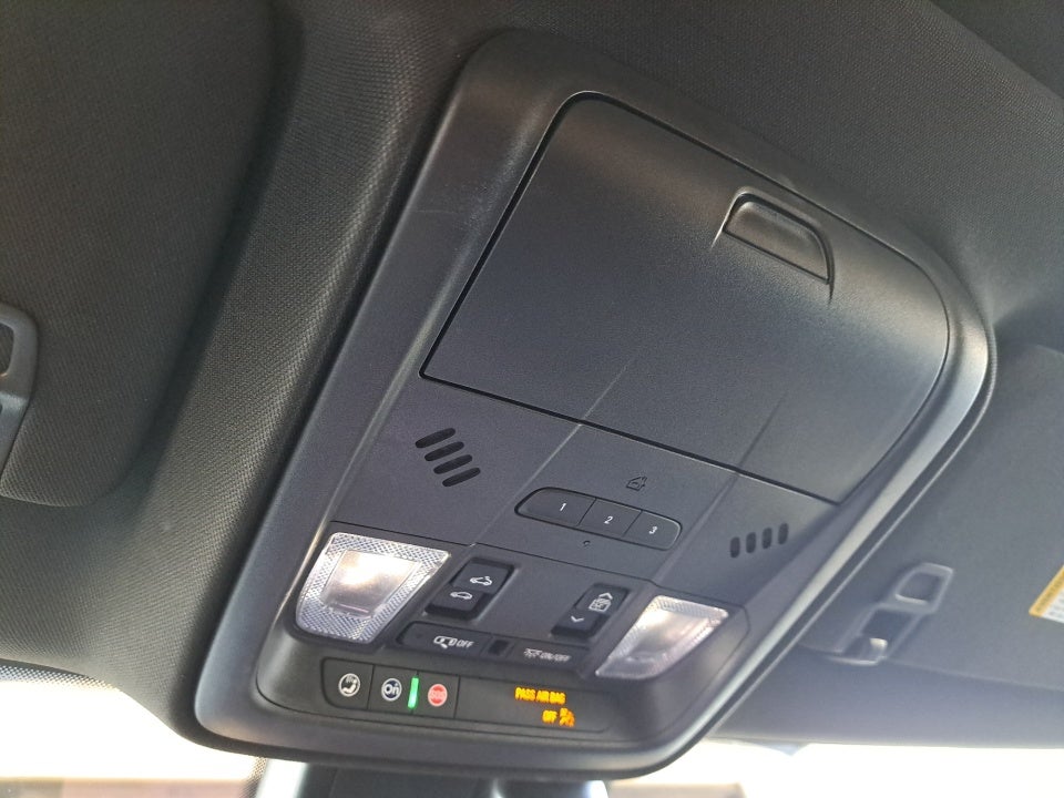 2023 Cadillac XT4 FWD Premium Luxury