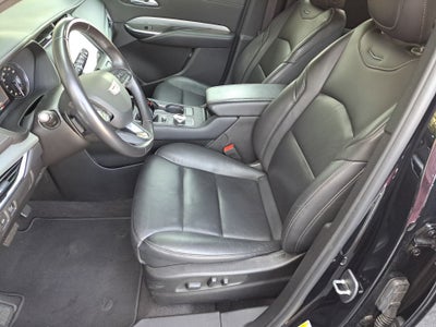 2023 Cadillac XT4 FWD Premium Luxury