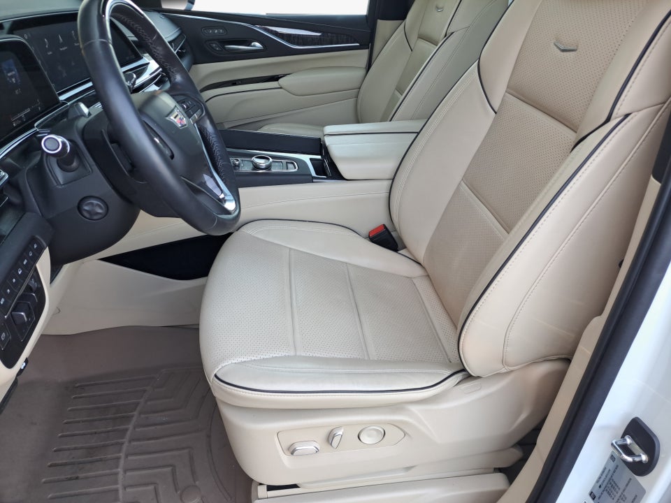 2022 Cadillac Escalade Premium Luxury