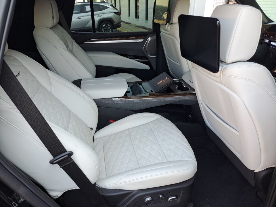 2025 Cadillac Escalade 4WD Sport Platinum