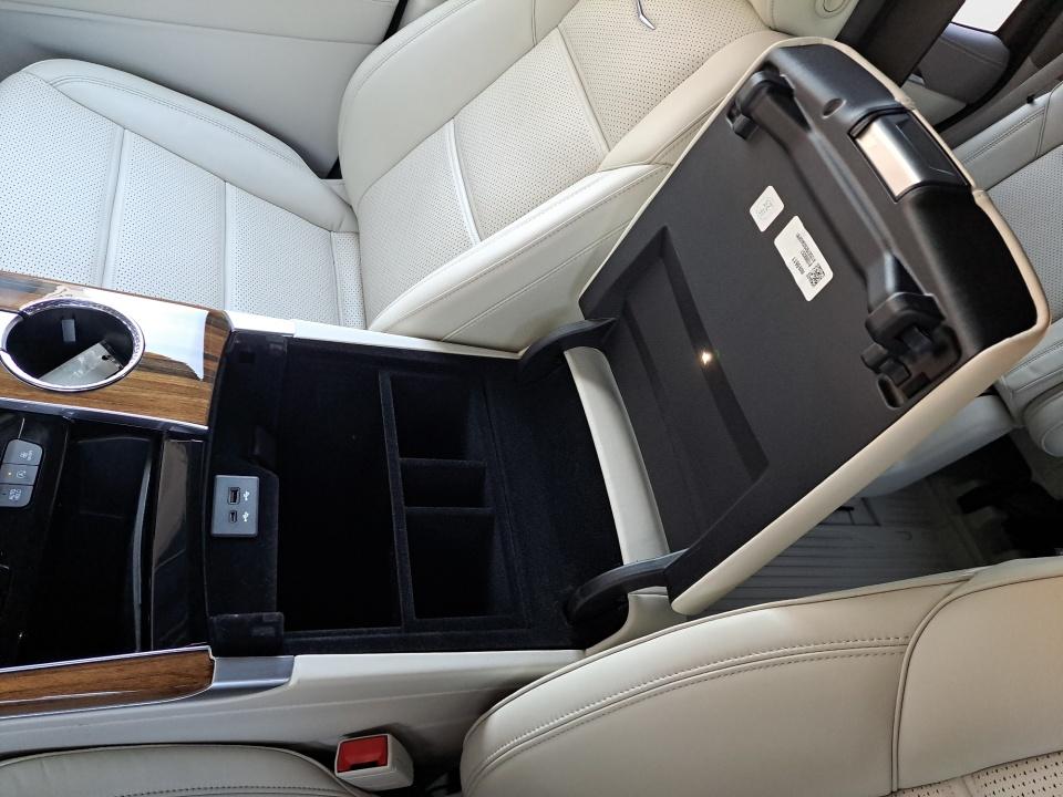 2025 Cadillac Escalade 4WD Sport Platinum