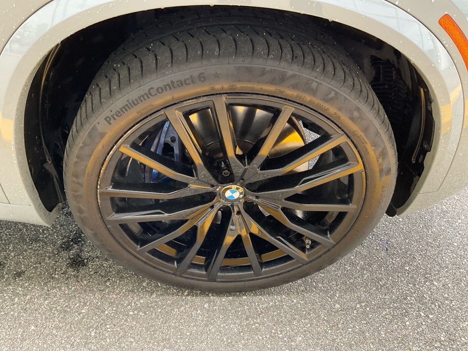 2024 BMW X5 M60i