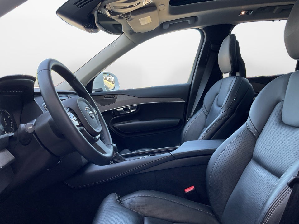 2022 Volvo XC90 Inscription