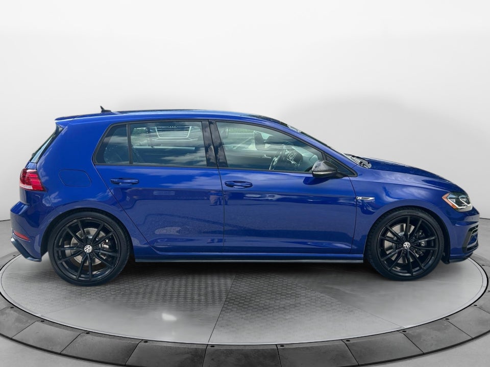 2019 Volkswagen Golf R 2.0T w/DCC & Navigation (M6)