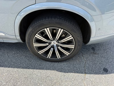 2024 Volvo XC90 Plus Bright Theme