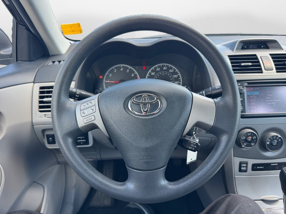 2013 Toyota COROLLA LE