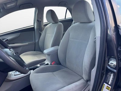 2013 Toyota COROLLA LE