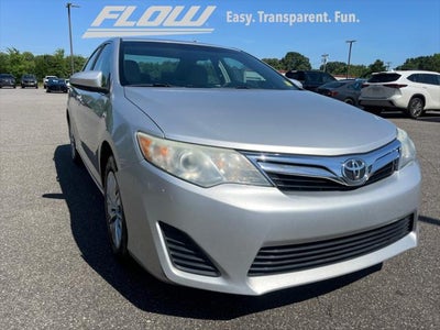 2013 Toyota CAMRY LE