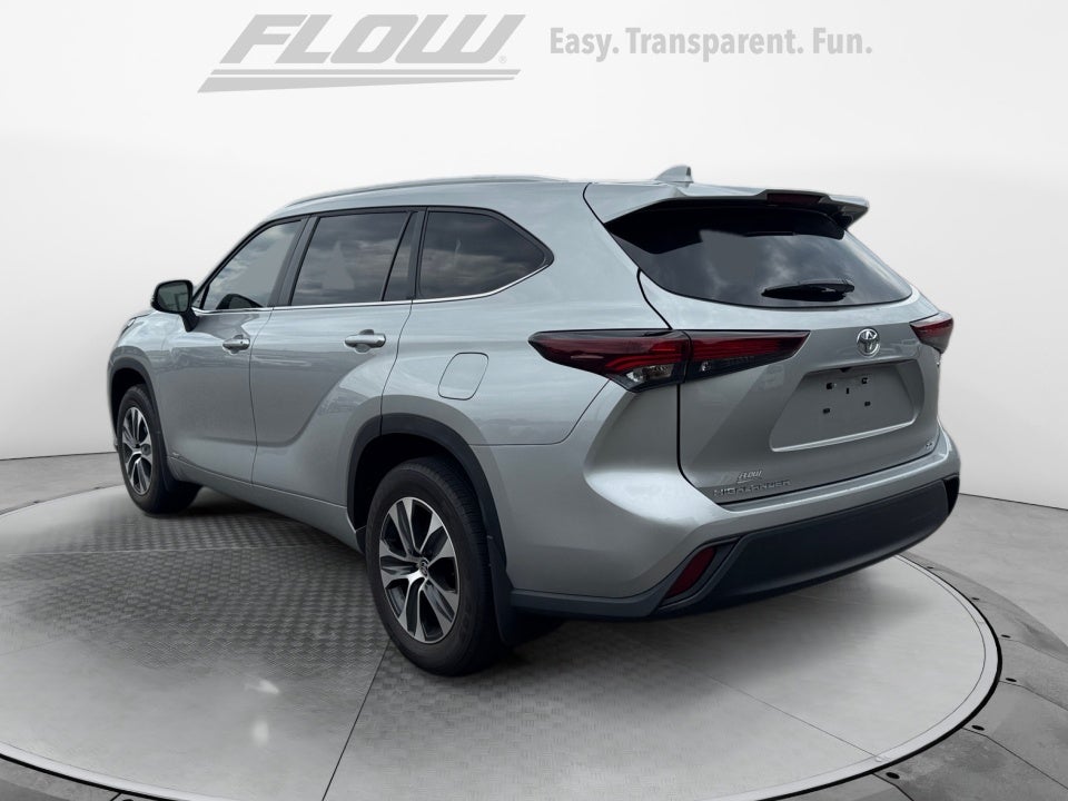2025 Toyota Highlander Hybrid XLE