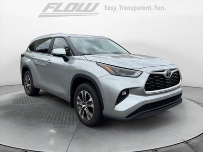2025 Toyota Highlander Hybrid XLE