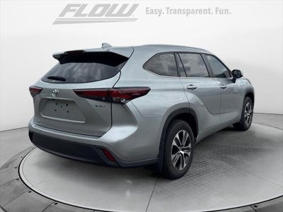 2025 Toyota Highlander Hybrid XLE