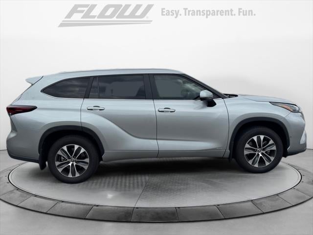 2025 Toyota Highlander Hybrid XLE