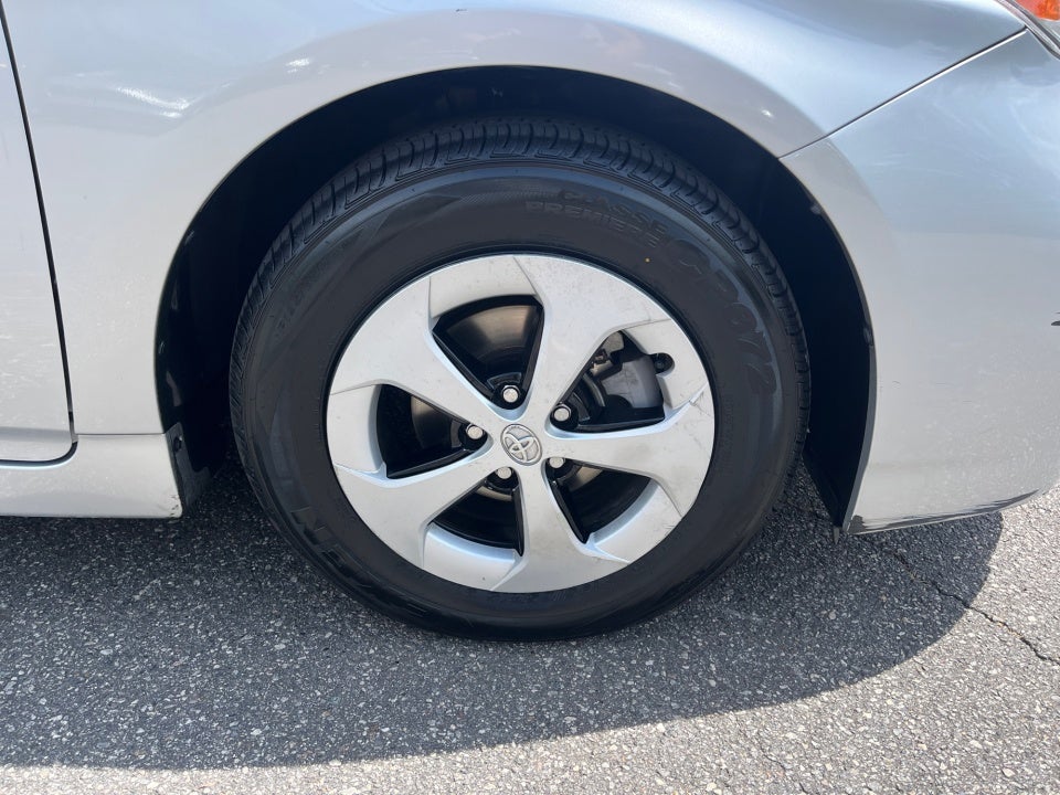 2012 Toyota PRIUS Three