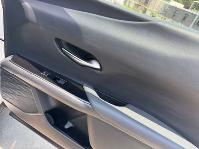 2019 Lexus UX 200 UX 200